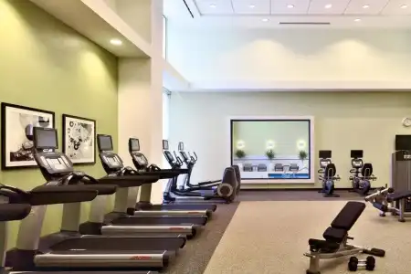 Marriott Louisville East - 9