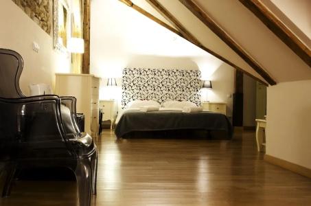 Dolce Vita Suites - 35