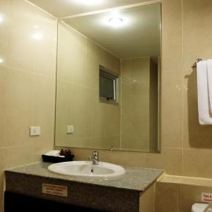 Grand Business Inn - 33