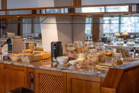 Grichting & Serviced Apartments - 10