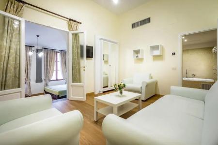 La Scaletta Al Ponte Vecchio - 295