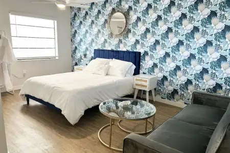 Sunburst Inn- Indian Shores Beach - 3
