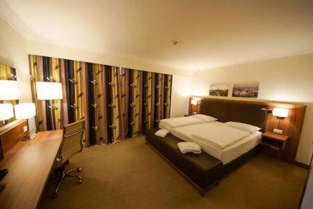 PLAZA Premium Wien - 50