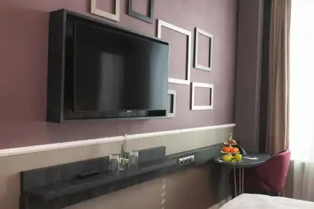 PLAZA Premium - 104