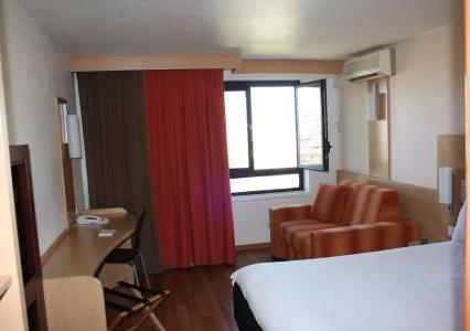 Ibis Marseille Centre Gare Saint Charles - 64