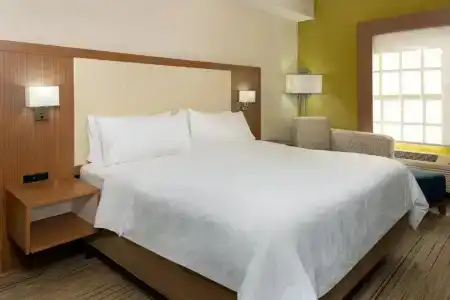 Holiday Inn Express & Suites Naples North - Bonita Springs by IHG - 21