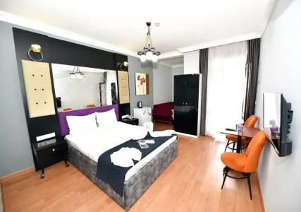 Royal Garden Suite - 49
