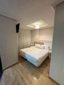Pilar Plaza - 43