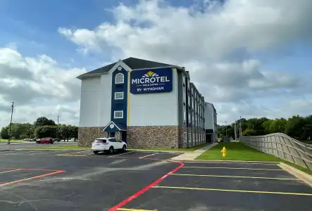 Microtel Inn & Suites by Wyndham Bossier City - 0