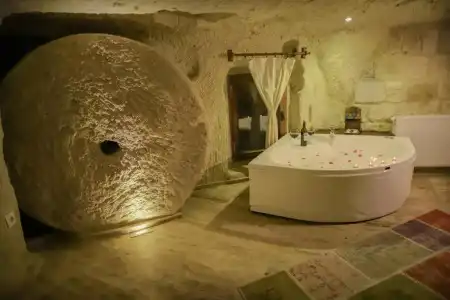 Heritage Cave Suites - 98