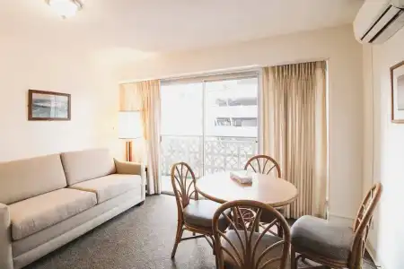 Royal Grove Waikiki - 49