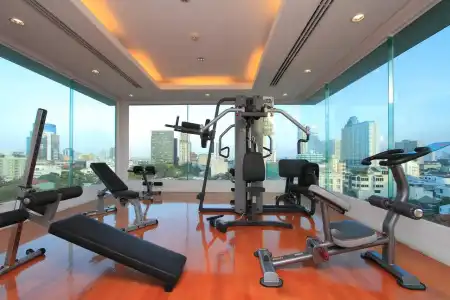 Adelphi Grande Sukhumvit - 20