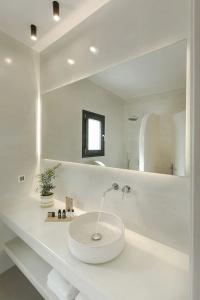 Onyx & Suites - 156