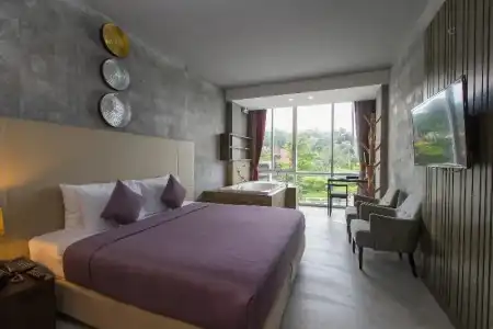 Patong Signature Boutique - 36