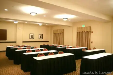 Hampton Inn Grand Junction Downtown/Historic Main Street - 11