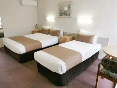 Eureka Lodge Motel - 4