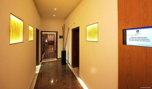 Best Western Plus Delta Park - 17