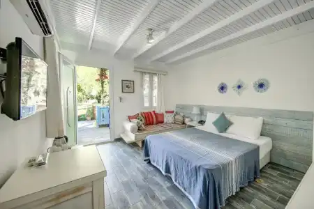Kefi Beach and Suites - 99