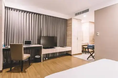 Adelphi Suites Bangkok - 123