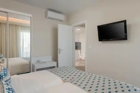 Bio Suites - 151
