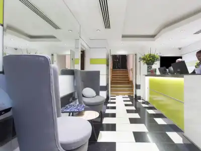 The Wesley Euston - 19