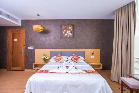 Orussey One & Apartment - 135