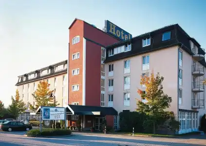 PLAZA INN Chemnitz - 0