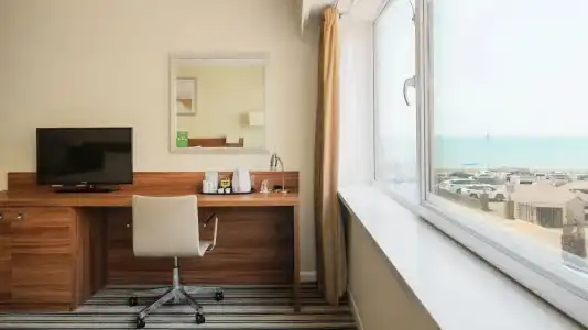 Holiday Inn Brighton Seafront by IHG - 73