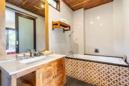 Meruhdani Boutique Ubud - 68