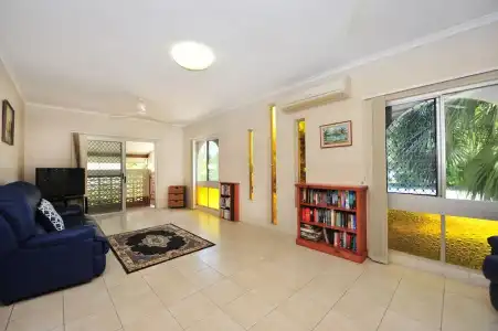 Seascape Holidays - 53 Reef Street - 19