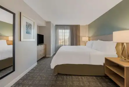 Staybridge Suites Chesapeake by IHG - 29