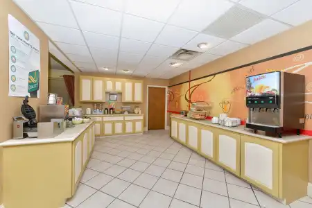 Quality Inn At the Mall - Valdosta - 23