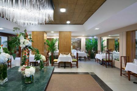 Radisson - 24