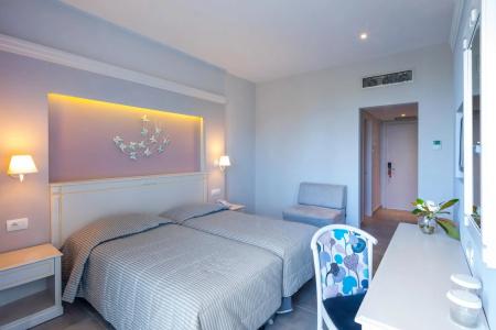 Delfinia - 2
