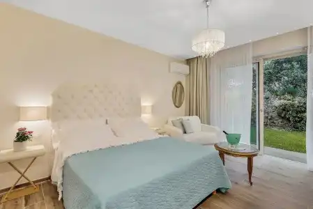 Dreams Guest House - 37