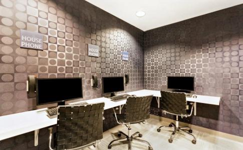 Holiday Inn Resort Orlando Suites - Waterpark by IHG - 20