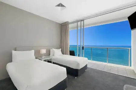ULTIQA Air On Broadbeach - 350