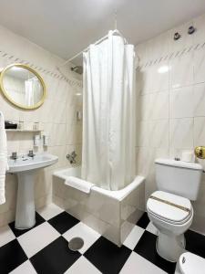 Micaela Charming Hostal - 60