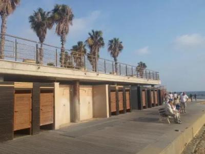 777 Beach Guesthouse - 16