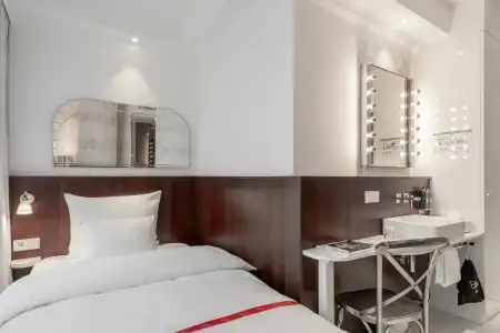Ruby Coco Dusseldorf by IHG - 7