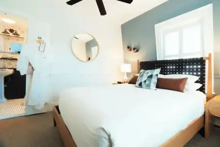 Ellery Provincetown - 14