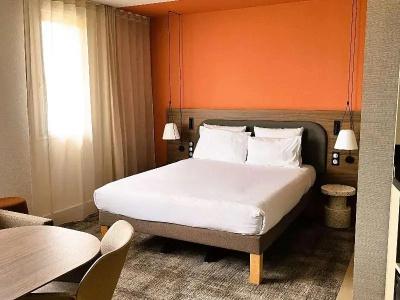Novotel Suites Clermont Ferrand Polydome - 74