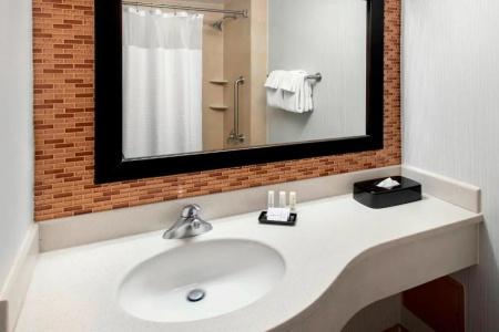 Courtyard by Marriott New York Manhattan/SoHo - 35