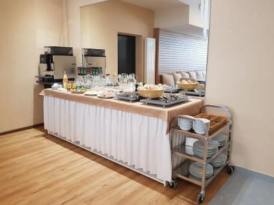 RheinCity & Boardinghouse - 10