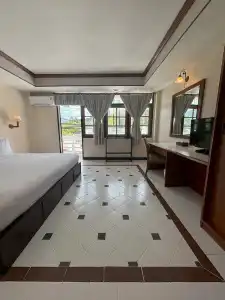 Sunset Mansion - 48