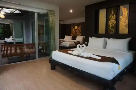 Rock And Treehouse Resort - 27