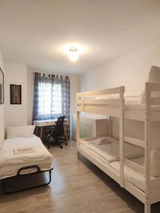 & Restaurant Zum Reussenstein - 77