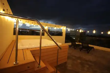 Studio 27 Backpackers - 75