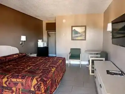 Sunset Inn - 26
