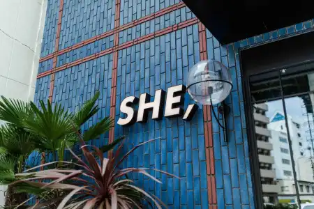 She, Osaka - 26